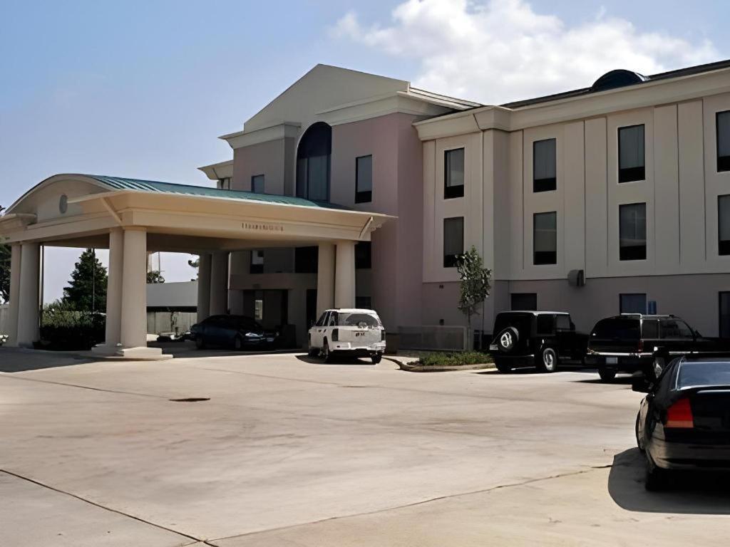 Holiday Inn Express Hotel & Suites Cleveland - Ms By Ihg מראה חיצוני תמונה