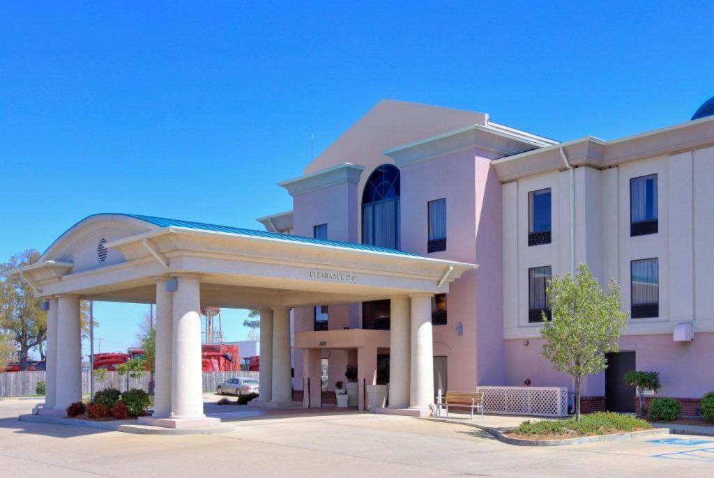 Holiday Inn Express Hotel & Suites Cleveland - Ms By Ihg מראה חיצוני תמונה